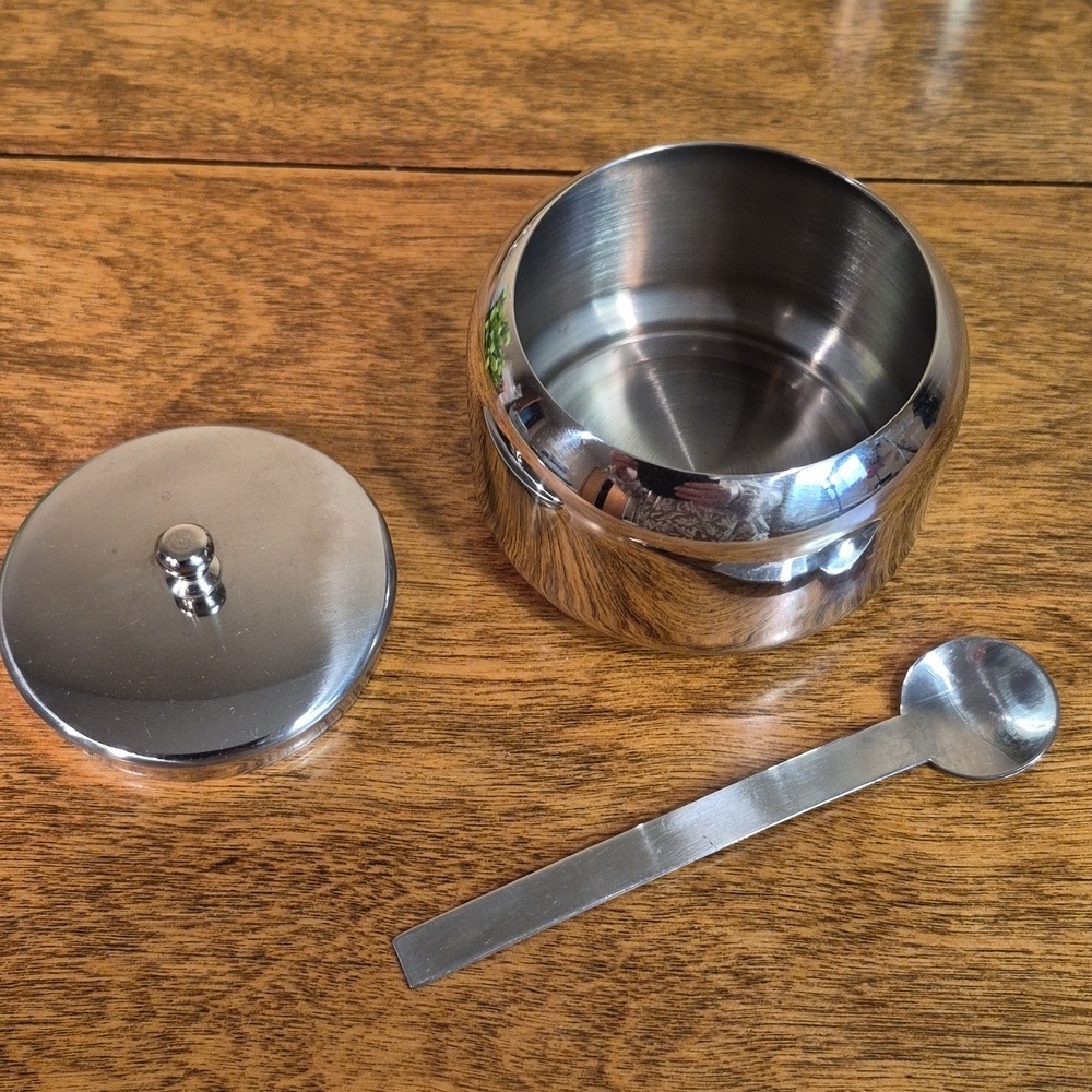 VINTAGE Shiny Chrome Cream and Sugar Set With Spoon And Tray - Picture 7 of 16